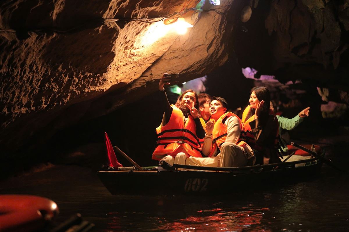 z7169957046225_0277dfbef168e3311930e0b0907da8a0